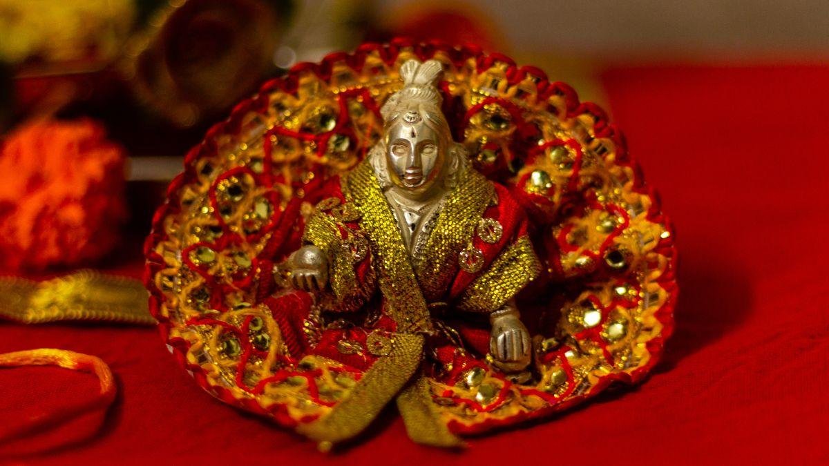 How Bal Gopal's Image Impacts Pregnant Women